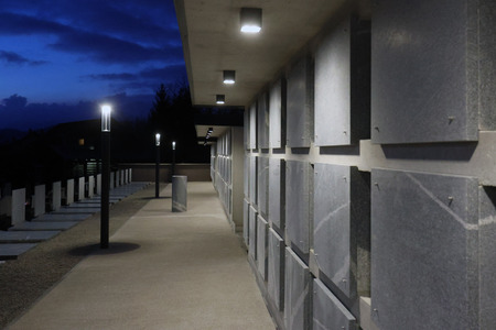 Žarni zid pokopališče Rakek 19 Foto Ljubo Vukelič